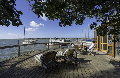 Goolwa North Cottage | Boathouse - Birks River Retreat - Birks Harbour
