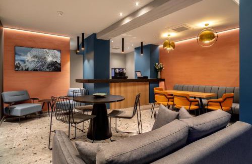 Athens City Centre Hotel | Bob W Akadimia Athens