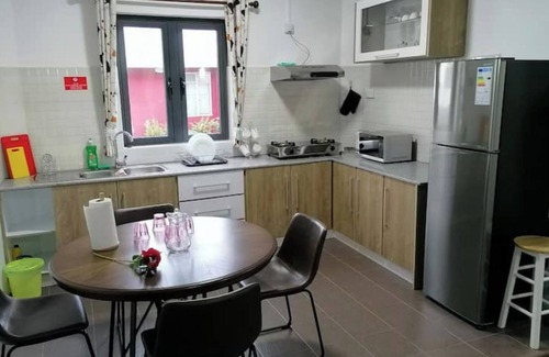Curepipe Apartment | Bobato Appartement D