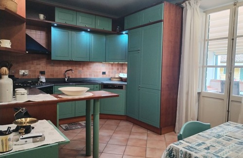 Bocca di Magra Apartment | Bocca di Magra semi-detached house with large terrace