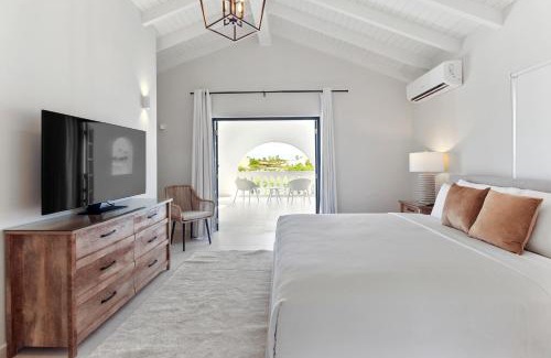Opal Villa | Boco Beach House By Bocobay