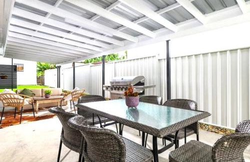 Tin Can Bay House | Bogimbah Cottage
