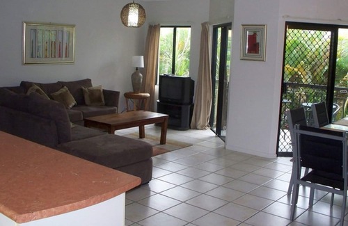 Cairns North Hotel | Bohemia Resort Cairns
