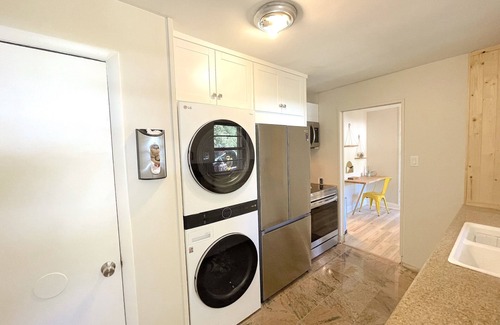 Topeka House | Bohemiam Charm Private Home w/large yd + near Event ctr