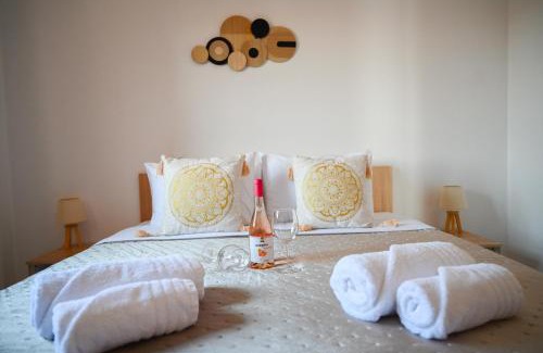 Afytos Apartment | Bohemian Afitos Apartment