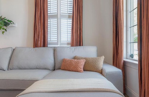 Town N County Park House | ✿ Boho-BBQ Grill-Fire pit-10 mins from Airport ✿