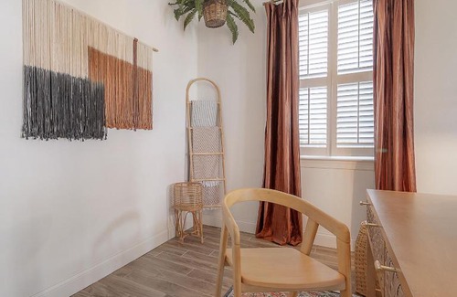 Town N County Park House | ✿ Boho-BBQ Grill-Fire pit-10 mins from Airport ✿