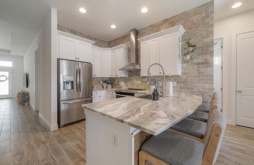 Town N County Park House | ✿ Boho-BBQ Grill-Fire pit-10 mins from Airport ✿