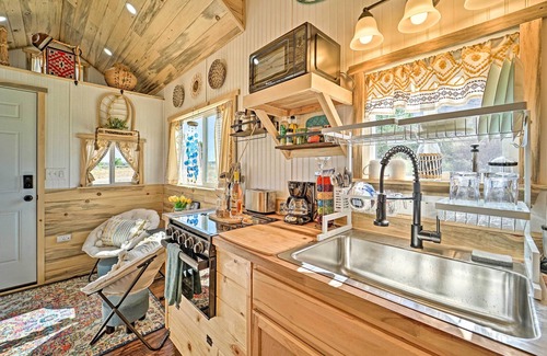 Cortez Apartment | 'Boho Bliss' Cortez Tiny Home: Fireplace, Fire Pit