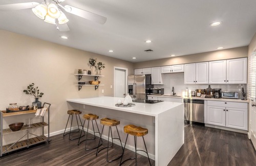 Cox Heights House | Boho Bungalow Scottsdale with Private Hot Tub