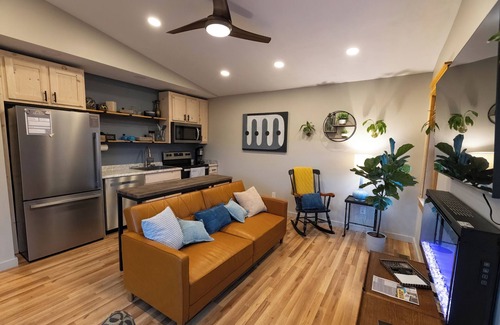 Cool Ridge Cabin | Boho Getaway for Two, Stay near the New River Gorge and Glade Creek Farm