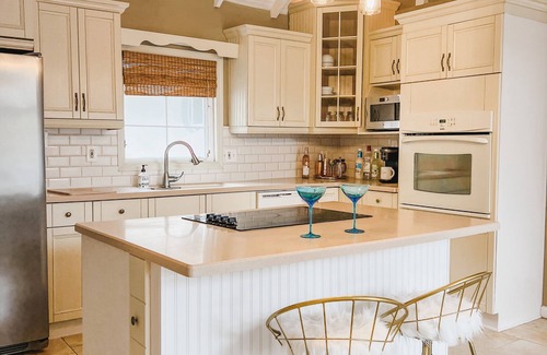 Jefferson House | Boho New Jersey lake house 1 hour from NYC