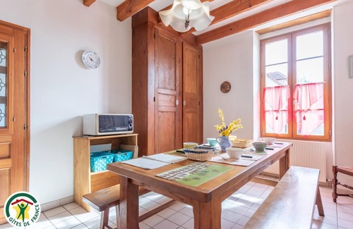Saint-Just-Sauvage House | Bois Joly - Bagneux - Gîte