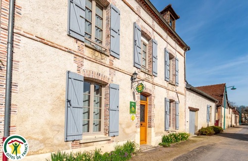 Saint-Just-Sauvage House | Bois Joly - Bagneux - Gîte