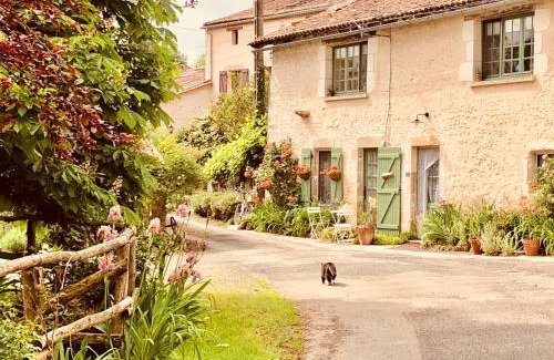 Gourge House | Bois Mort farm