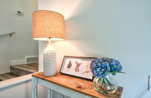 Wahpeton House | Boji Waterfront Retreat - Millers Bay Canals