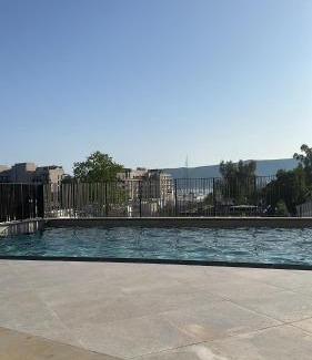 Tomicici Apartment | Boka Place Home Thea