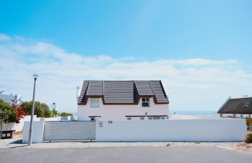 St. Helena Bay Villa | Bokmakierie Villa