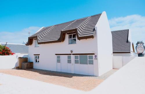 St. Helena Bay Villa | Bokmakierie Villa