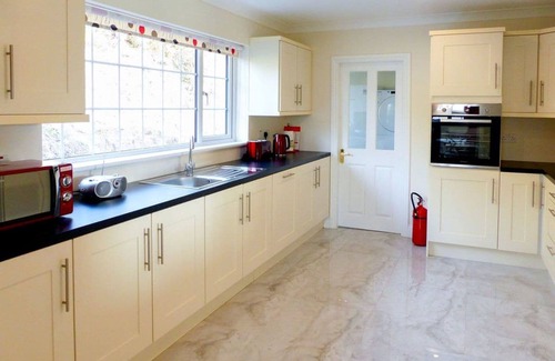 Thomastown House | Bolams (TR2) Holiday Home by Interhome