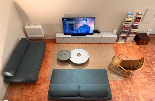 Historic Center Apartment | Bolove51, un loft silenzioso nel cuore della città