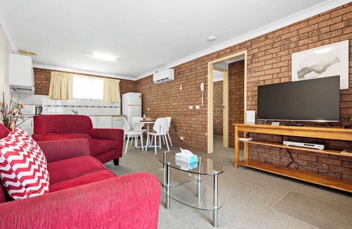 Bomaderry Hotel | Bomaderry Motor Inn