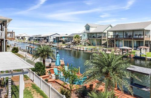 City-by-the Sea House | Bon Bini
