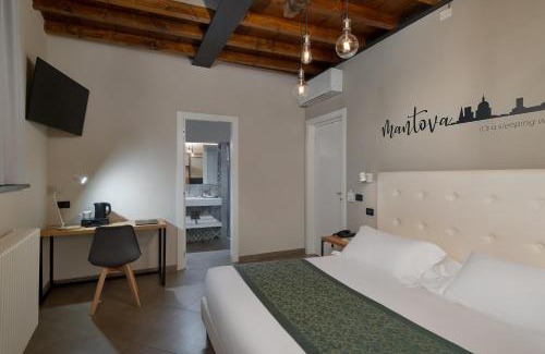 Old Town House | Bonacolsi Collection, MantegnaHotels