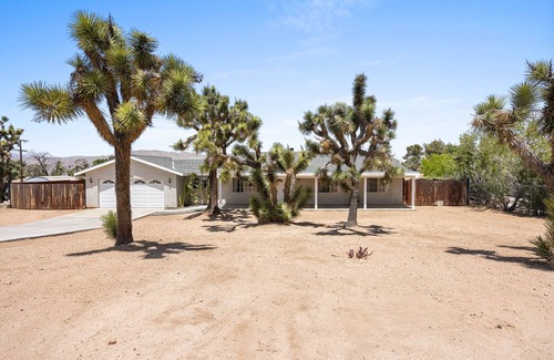 Yucca Valley House | Bonanza In The Desert - Pool, Hot Tub, Grill 3 Bedroom Home by RedAwning