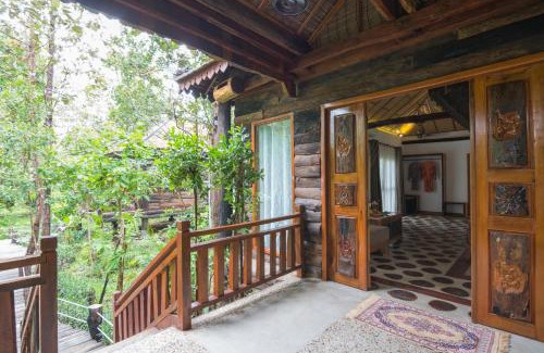 Banteay Srei Hotel | Bong Thom Forest Lodge