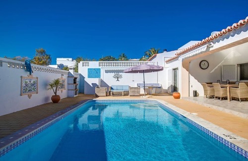 Mato Serrao Villa | Bonita · Ideal Villa for Families and Couples
