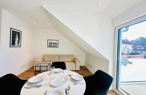 Loerrach Apartment | Bonnystay Lörrach l Balcony l Center l Design