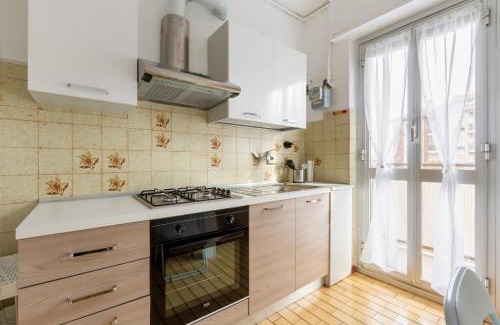 Gallaratese Apartment | Bonola M1 Bright & Functional Flat