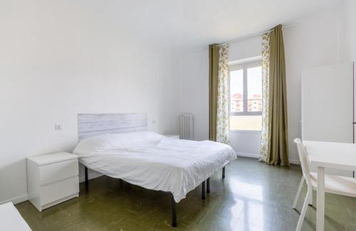 Gallaratese Apartment | Bonola M1 Bright & Functional Flat