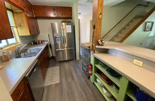 Sleepy Hollow House | Book for Summer! Lake Austin Waterfront, Family and Dog Friendly!