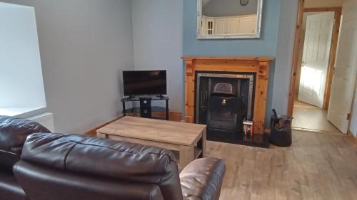 Youghal House | Boola Cottage