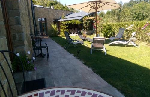Apriltsi House | Boomerang Guest House