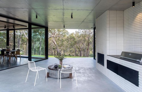Quindalup House | Boomerang House I Private Properties