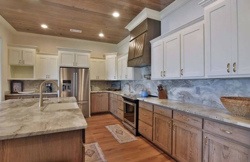 Lee County House | Boots & suits lakehouse getawaynn