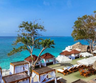 Rosario Islands Hotel | Bora Bora Cartagena