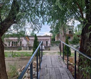 Belgrade House | Bora kuće na reci