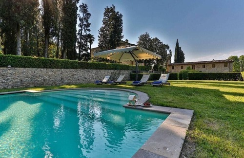 Vorno Villa | BORGO BERNARDINI .