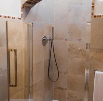 Acquaviva Collecroce Bed & Breakfast | Borgo delle Fonti