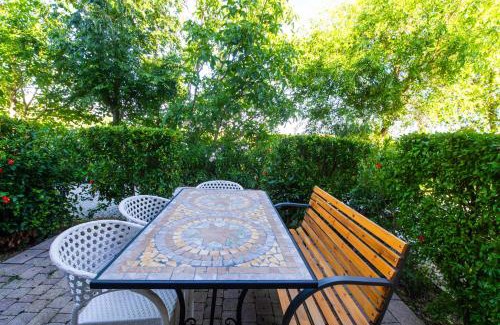 Riparbella Apartment | Borgo Felciaione
