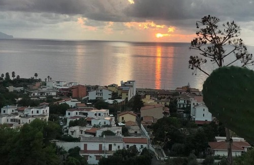 Milazzo Bed & Breakfast | Borgo house in the heart of the old town.