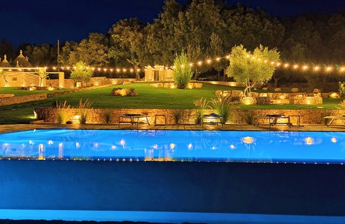 Cisternino Villa | Borgo Petra, trulli with infinity pool for exclusive use and private garden