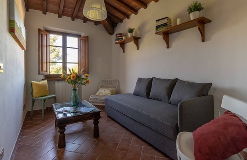 Santarello House | Borgo Terrosi