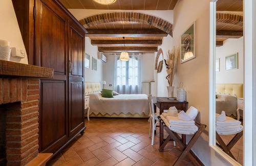 Santarello House | Borgo Terrosi
