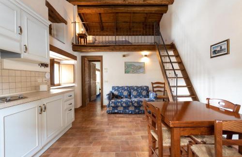 Castel del Giudice Hotel | Borgotufi Albergo Diffuso