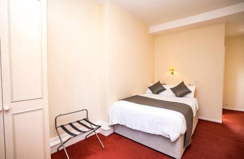 Newcastle-Under-Lyme Hotel | Borough Arms Hotel